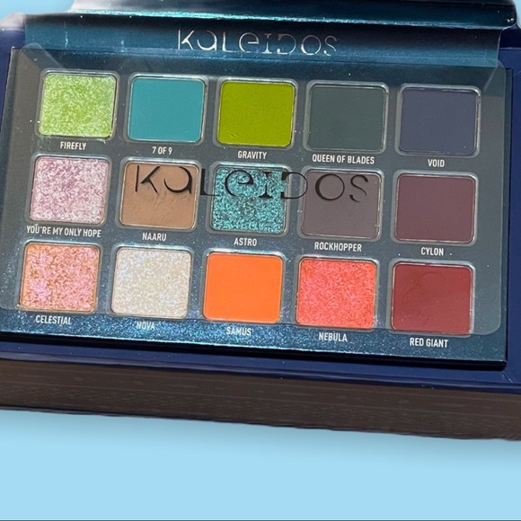 Kaleidos Club Nebula x Angela Nyquist colllab with rare Special Edition Box - Picture 4 of 6